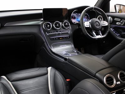 MERCEDES-BENZ GLC AMG - 8