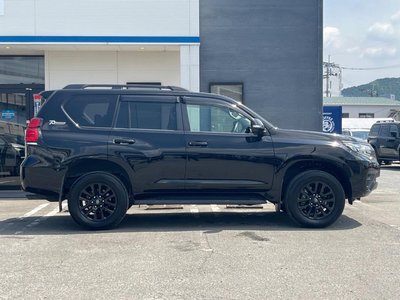 2022 Toyota LAND CRUISER PRADO — миниатюра 48
