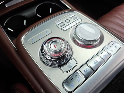 صورة 9 لـ 2022 Genesis G90 (RS4)