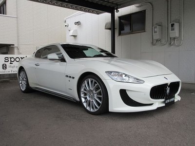 MASERATI GRANTURISMO - 4