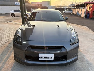 NISSAN GT-R - 3