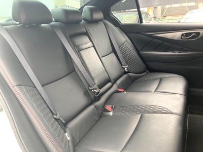 2019 Nissan SKYLINE photo 9