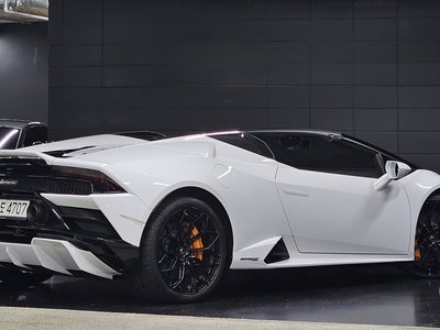 LAMBORGHINI HURACAN - 3