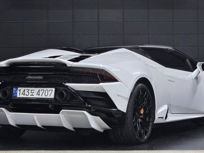 LAMBORGHINI HURACAN - 5