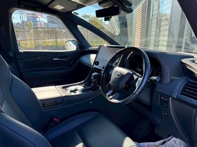 TOYOTA ALPHARD - 4