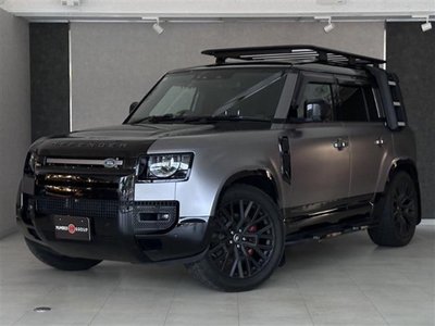 LAND ROVER DEFENDER - 1