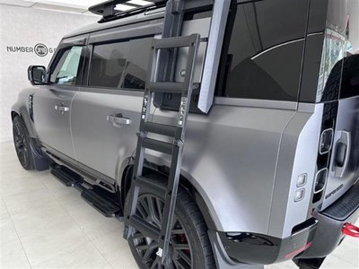 LAND ROVER DEFENDER - 10