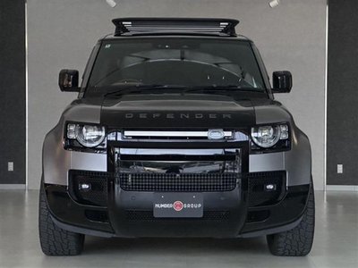 LAND ROVER DEFENDER - 2