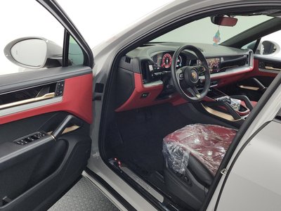 PORSCHE CAYENNE - 10