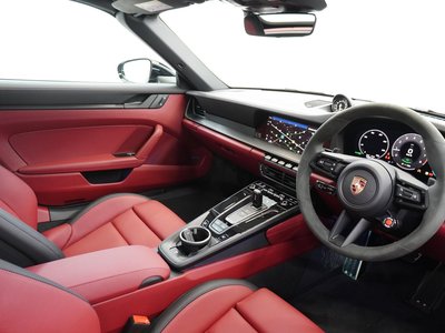 2025 Porsche 911 — миниатюра 47