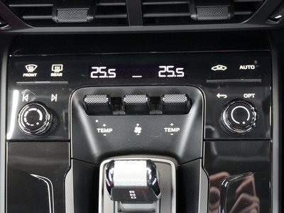 2025 Porsche 911 — миниатюра 29