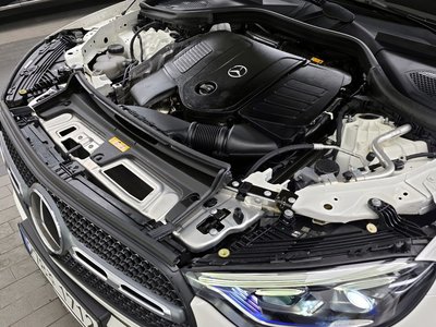 MERCEDES-BENZ GLC - 7