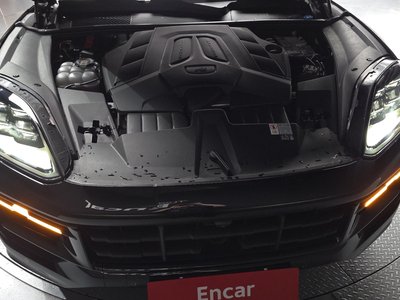 PORSCHE CAYENNE - 7
