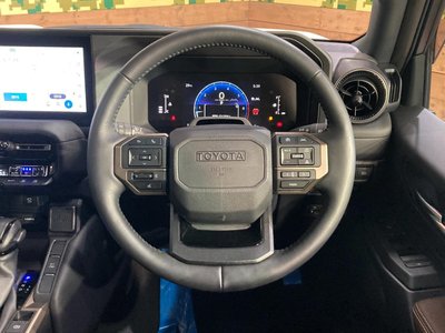 2024 Toyota LAND CRUISER 250 — миниатюра 12
