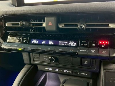 TOYOTA LAND CRUISER 250 - 9