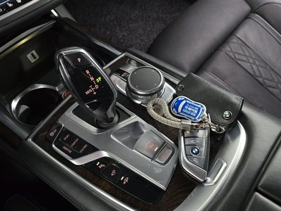 BMW 7 SERIES - 9