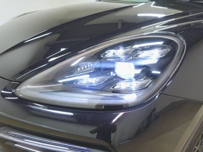 2020 Porsche CAYENNE 照片 3
