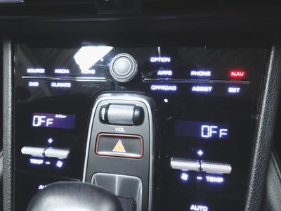 2020 Porsche CAYENNE 缩略图 18