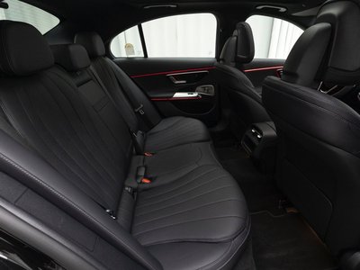 MERCEDES-BENZ E-CLASS - 10