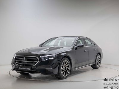 MERCEDES-BENZ E-CLASS - 1