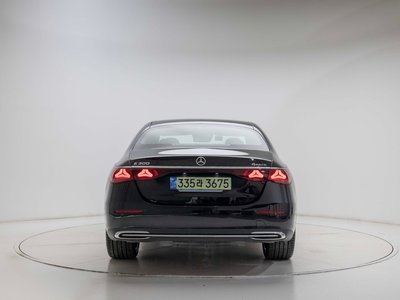 MERCEDES-BENZ E-CLASS - 3