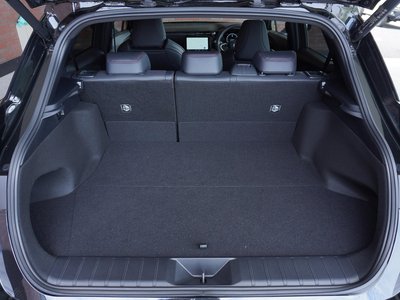 صورة مصغرة 18 لـ 2024 Lexus LBX