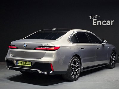 BMW 7 SERIES - 4