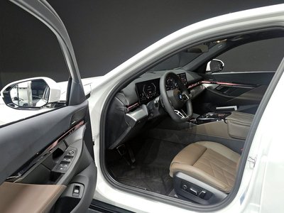 BMW 5 SERIES - 10