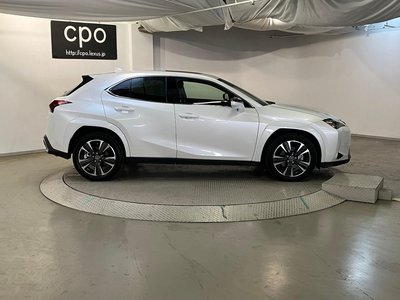 LEXUS UX - 8