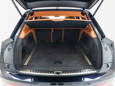 BENTLEY BENTAYGA - 9