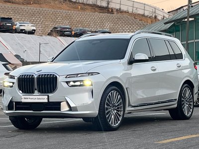 BMW X7
