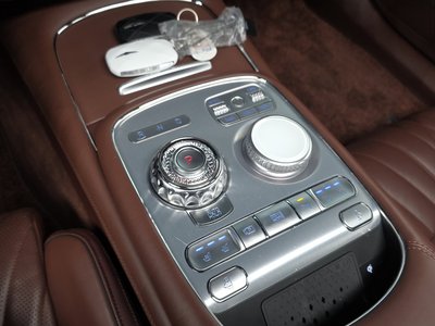 2022 Genesis G90 (RS4) photo 9