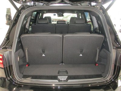 2026 Mercedes-BENZ GLB AMG 照片 7