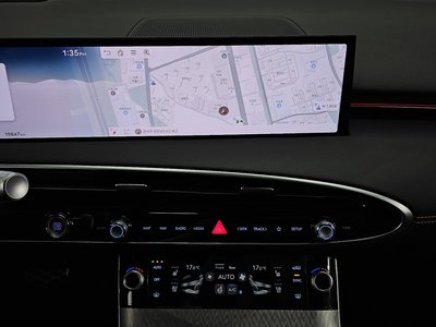 2024 Genesis GV70 thumbnail 20