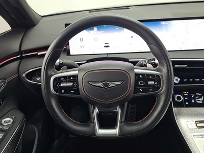 2024 Genesis GV70 thumbnail 19