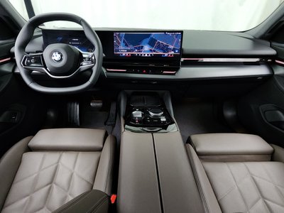 BMW 5 SERIES - 5