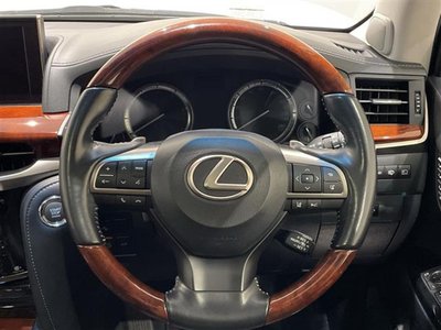 LEXUS LX - 9