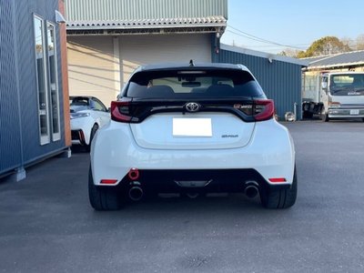 TOYOTA GR YARIS - 4