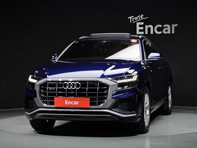 2020 AUDI Q8 photo 2