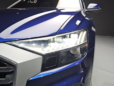 2020 AUDI Q8 photo 9