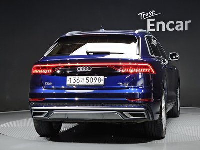 2020 AUDI Q8 photo 3