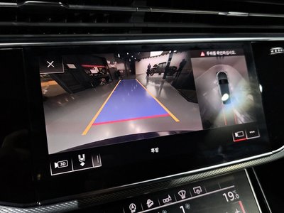 2020 AUDI Q8 缩略图 20