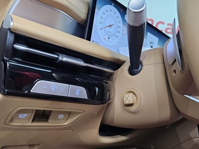 2024 Genesis G80 (RG3) — миниатюра 25