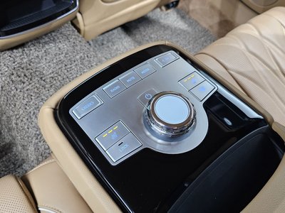 2024 Genesis G80 (RG3) — миниатюра 22