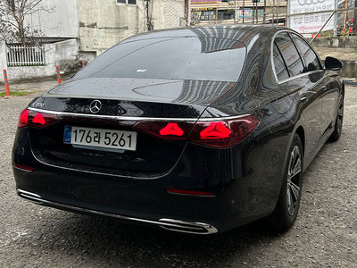 2025 Mercedes-BENZ E-CLASS — фото 6