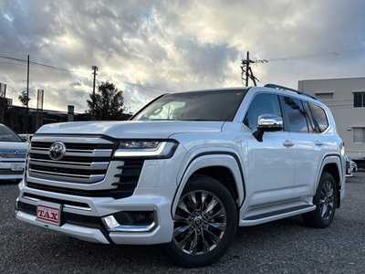 TOYOTA LAND CRUISER 300 - 1