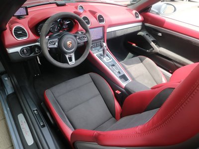 صورة 9 لـ 2023 Porsche 718 SPYDER