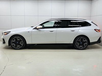 BMW I5 TOURING - 8