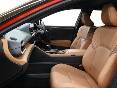 TOYOTA CROWN SPORT - 8