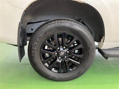 TOYOTA LAND CRUISER PRADO - 5